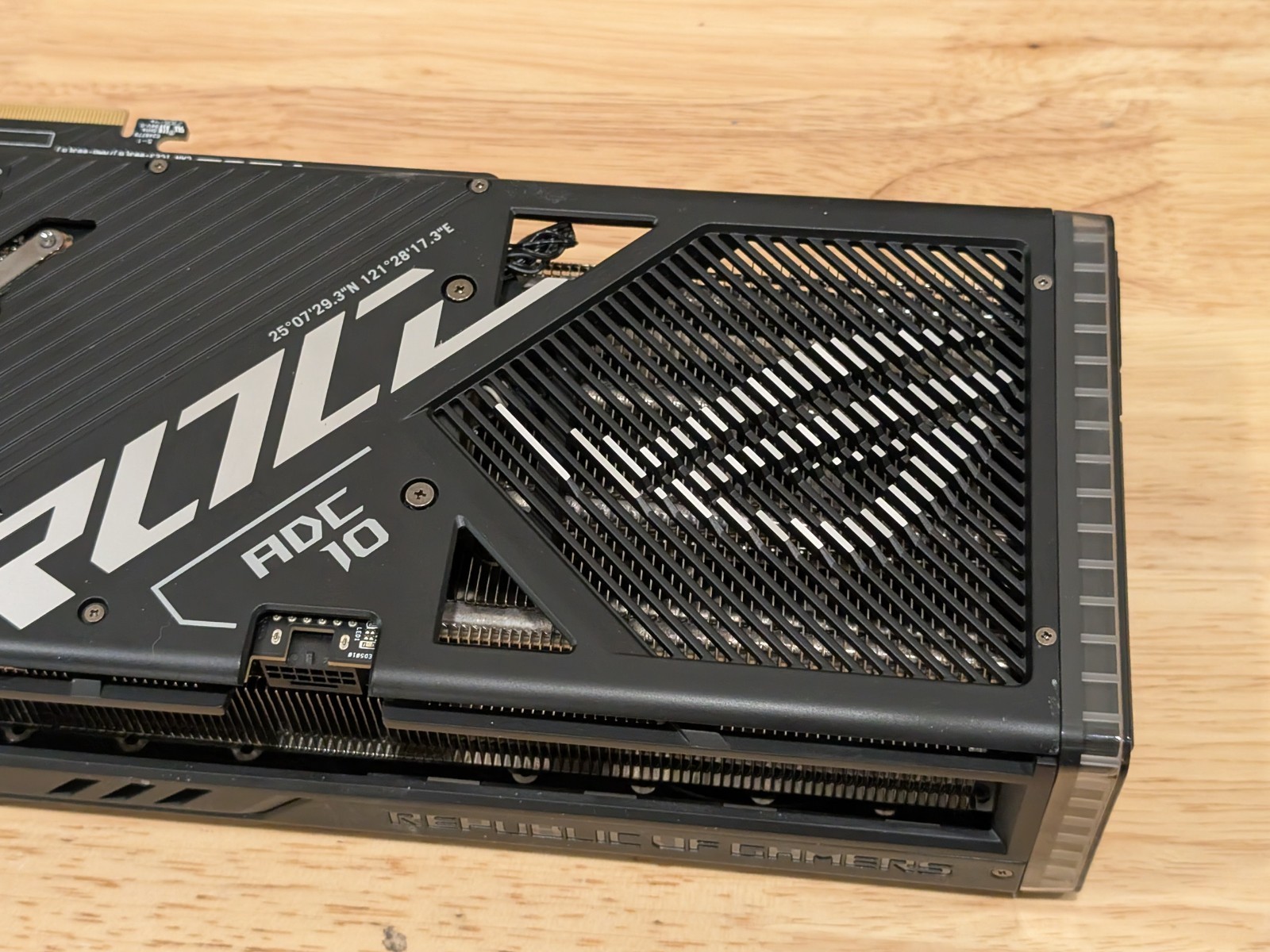 ข้อเสนอพิเศษ: การ์ดจอ ASUS ROG - Rtx 4090 24Gb Gddr6X บทวิจารณ์และราคา