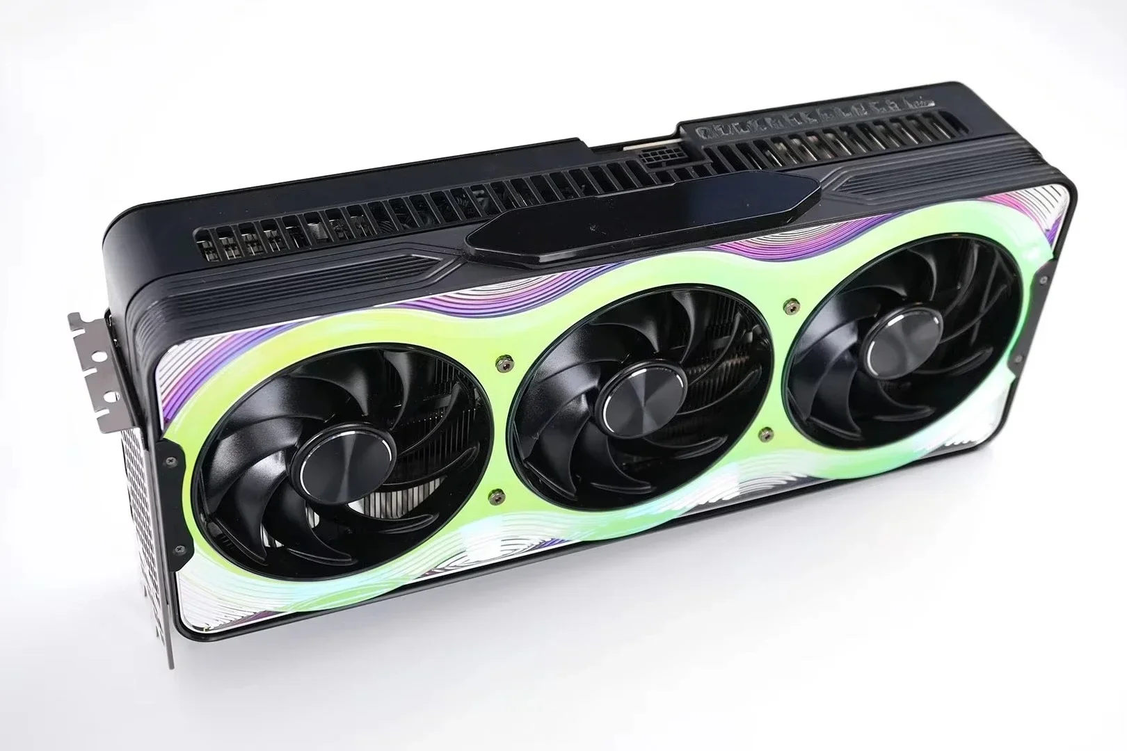 การ์ดจอ Palit GeForce RTX 5090 - Rtx 5090 32Gb บทวิจารณ์และราคา