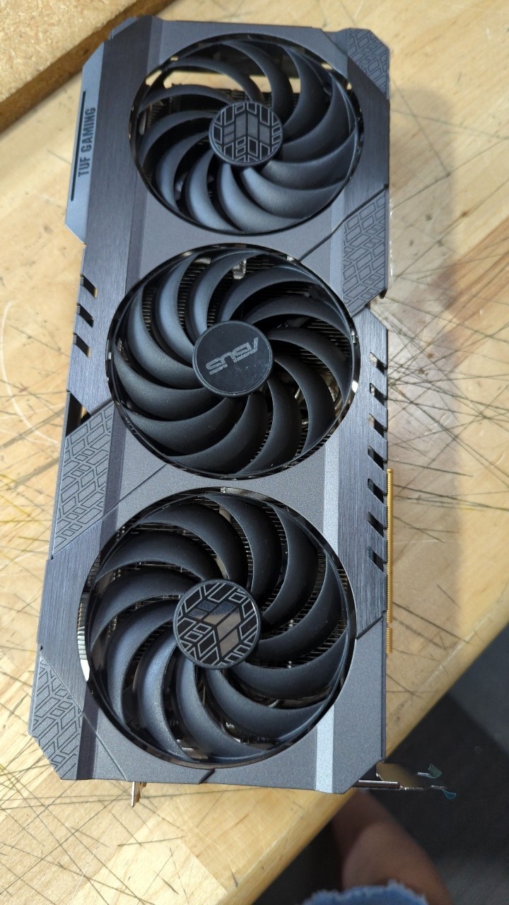 ข้อเสนอที่ดีที่สุดสำหรับอะไหล่ - Rtx 4090 24Gb Gddr6X บทวิจารณ์และราคา
