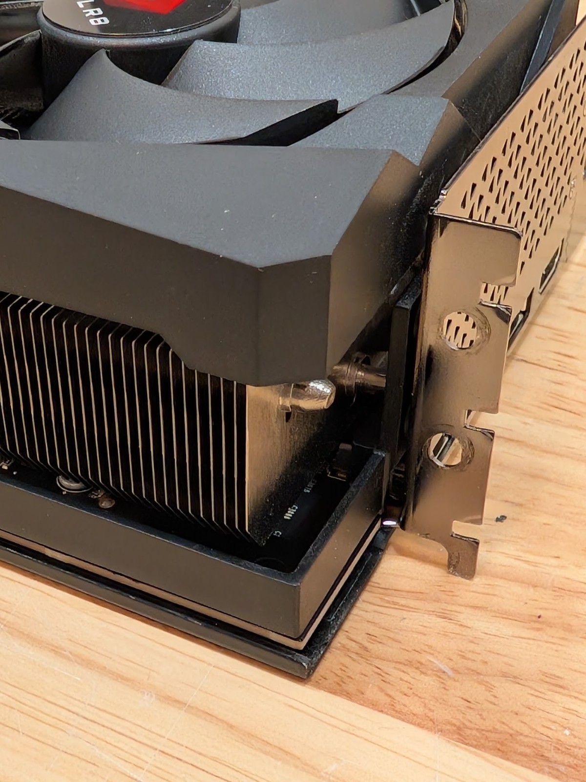 เอ. ข้อเสนอพิเศษ PNY GeForce R - Rtx 4090 24Gb Gddr6X บทวิจารณ์และราคา